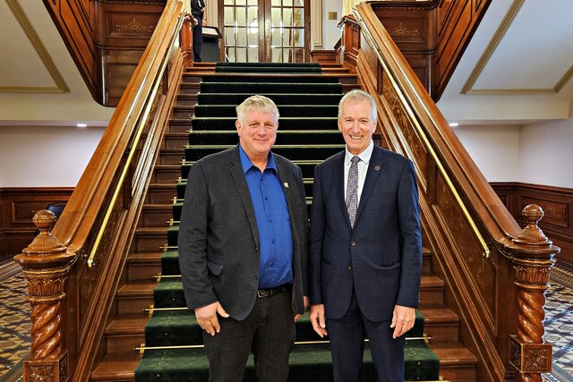 Les 50 ans de contribution à l'agriculture des Producteurs de grains du Québec soulignés par le ministre Lamontagne